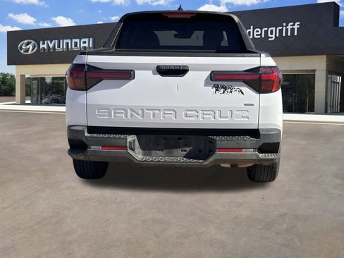 Used 2022 Hyundai Santa Cruz SEL image 8