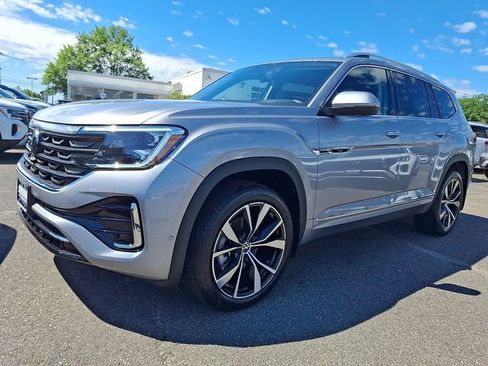 New 2026 Volkswagen Atlas SEL Premium R-Line AWD/4WD image 2