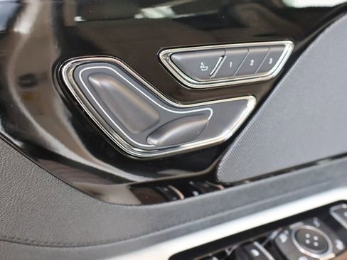 New 2026 Lincoln Aviator 2WD image 11