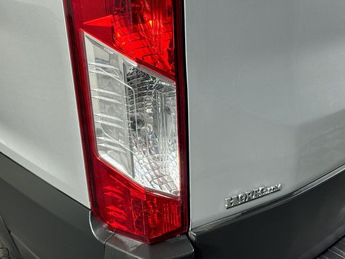 Used 2022 Ford Transit 350 Medium Roof RWD image 30