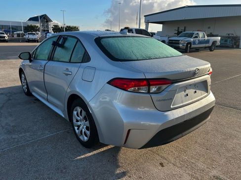 Used 2024 Toyota Corolla LE image 9