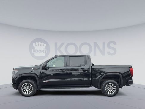 Used 2022 GMC Sierra 1500 AT4 w/ AT4 Premium Package image 2