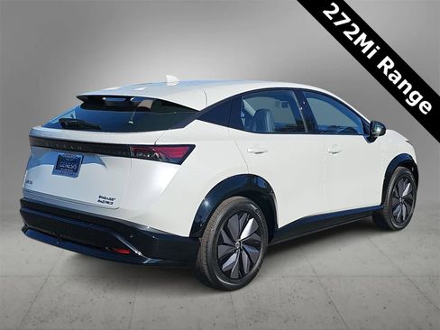 Used 2024 Nissan Ariya AWD image 8