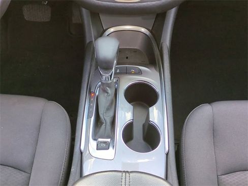 Used 2023 Chevrolet Malibu LT w/ Driver Confidence Package image 18