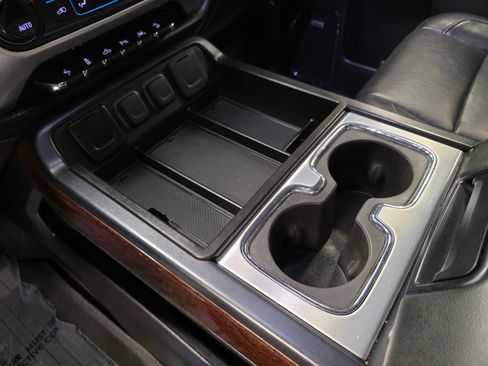 Used 2018 GMC Sierra 1500 SLT image 26