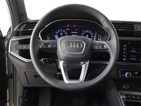 New 2025 Audi Q3 2.0T Premium image 20