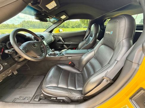 Used 2010 Chevrolet Corvette ZR1 w/ Preferred Equipment Group RWD image 21
