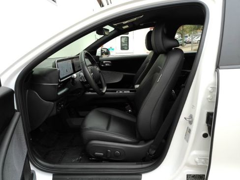 Used 2024 Hyundai Ioniq 6 SEL image 14