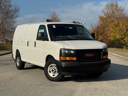 New 2025 GMC Savana 2500 w/ Driver Convenience Package image 2