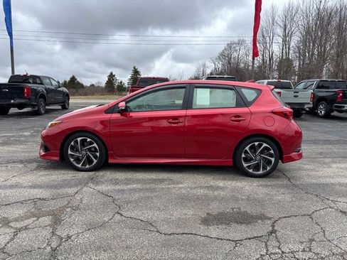 Used 2017 Toyota Corolla iM w/ All-Weather Mat Package image 4