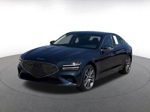 Used 2025 Genesis G70 2.5T AWD/4WD image 7