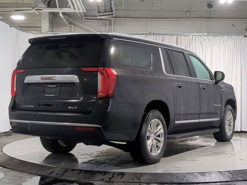 Used 2021 GMC Yukon XL SLT image 17