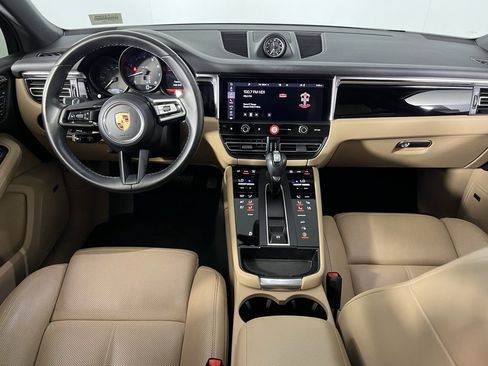 Used 2024 Porsche Macan w/ Premium Plus Package image 11