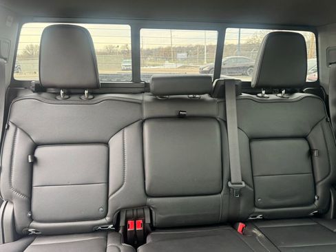 Used 2023 GMC Sierra 1500 Denali image 9