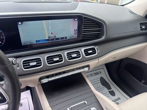 Used 2020 Mercedes-Benz GLS 450 4MATIC image 23