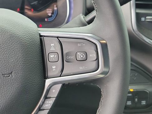 Used 2026 RAM 3500 Laramie AWD/4WD image 24