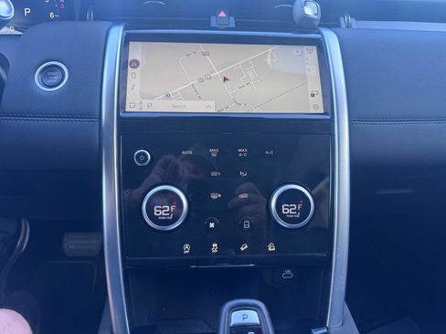 Used 2022 Land Rover Discovery Sport SE AWD/4WD image 19