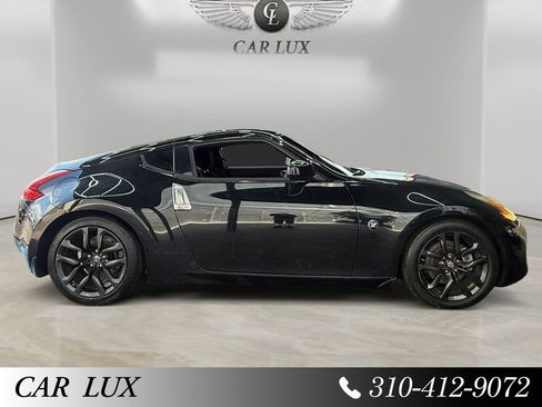 Used 2016 Nissan 370Z Coupe RWD image 6