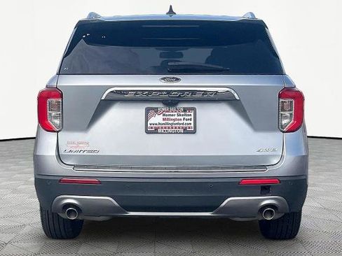 Certified 2023 Ford Explorer Limited image 4