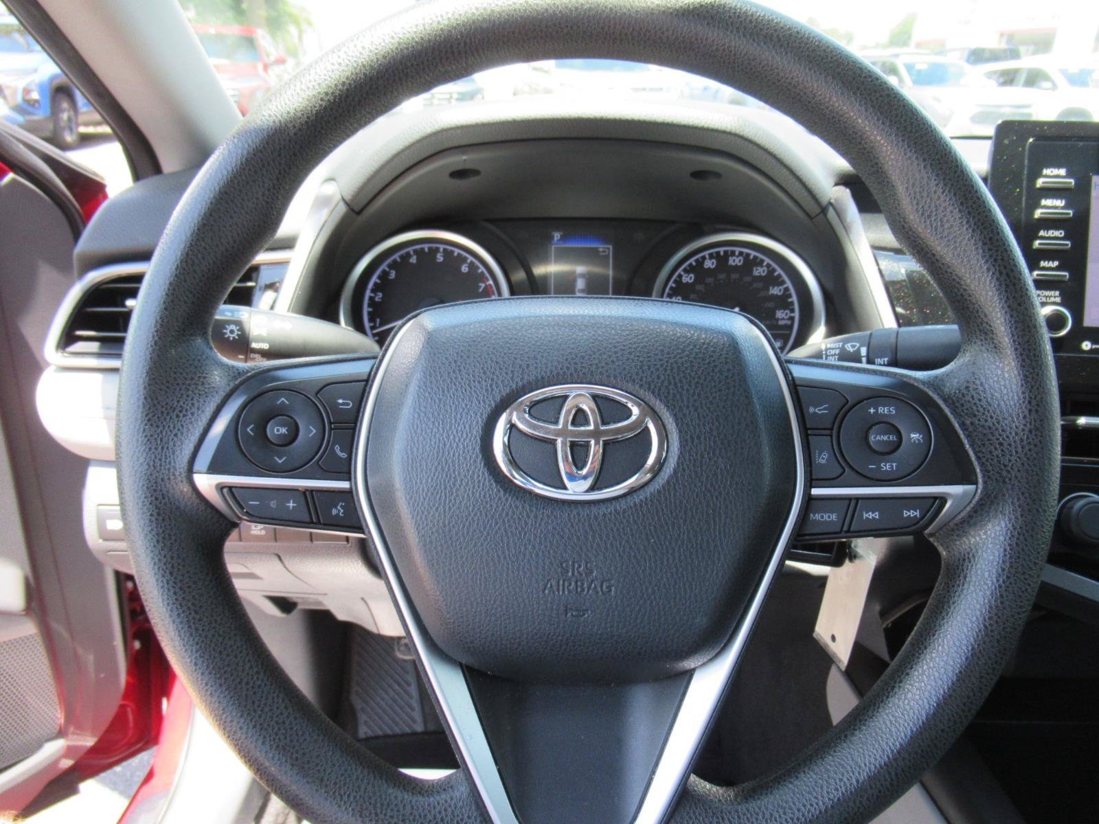 Used 2021 Toyota Camry LE FWD image 23