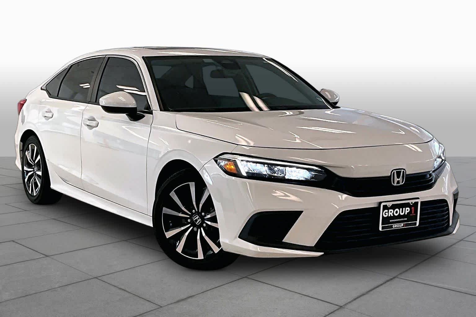 Used 2022 Honda Civic EX image 2