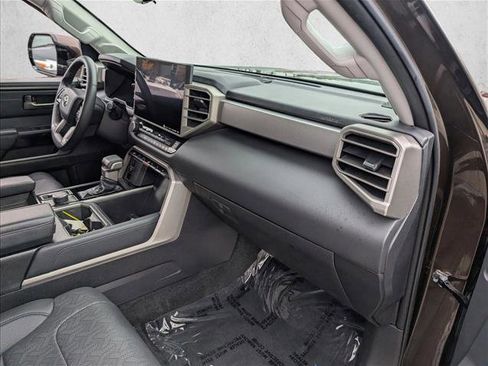 Used 2024 Toyota Tundra Limited image 19