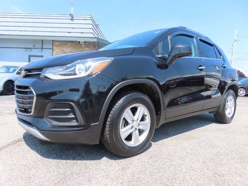 Used 2019 Chevrolet Trax LT w/ LT Convenience Package AWD/4WD image 4