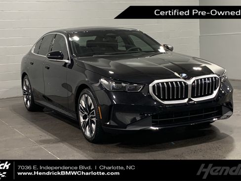 Used 2026 BMW 530i w/ Premium Package RWD image 1