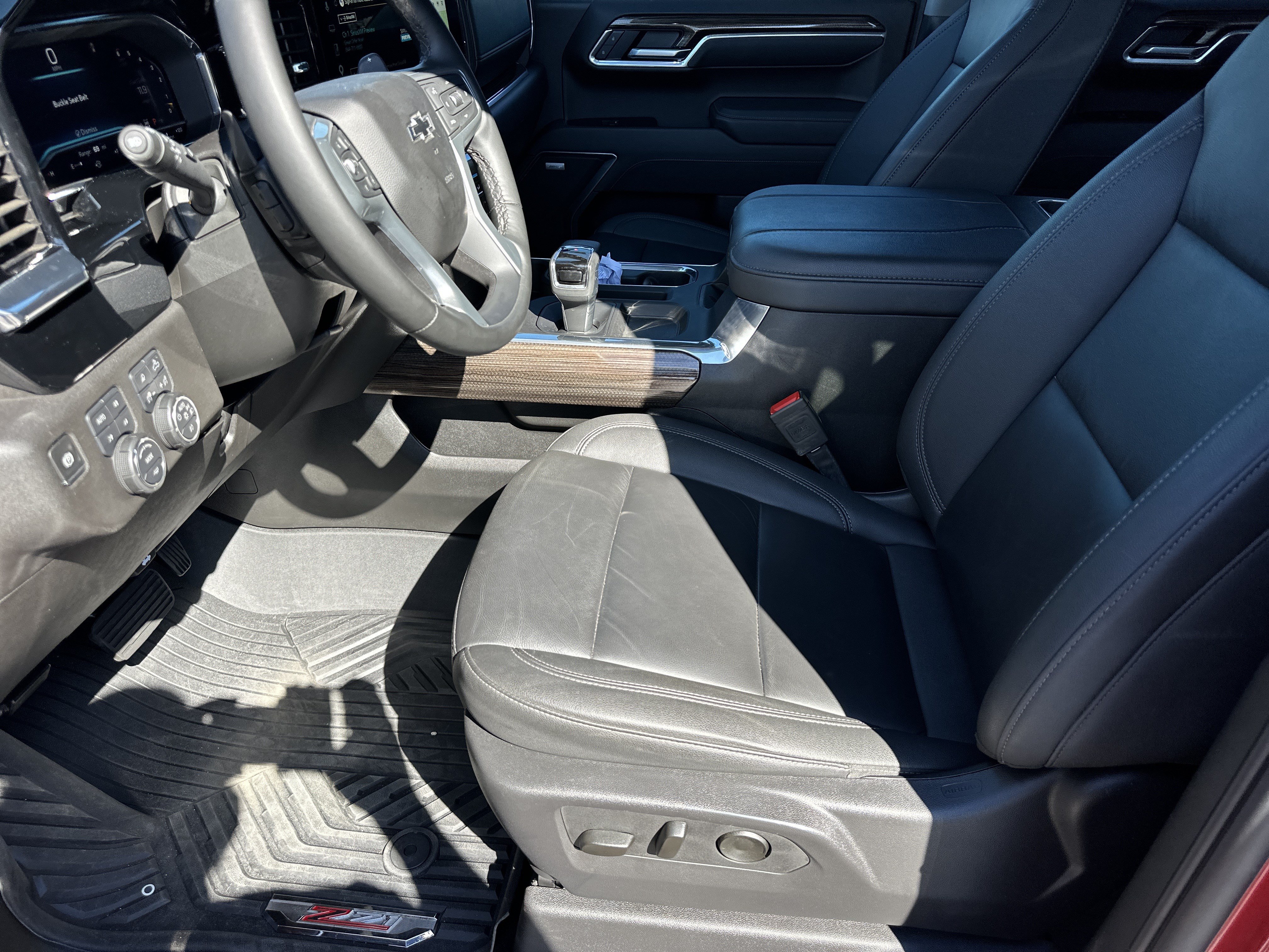 Certified 2025 Chevrolet Silverado 1500 RST w/ RST All Star Premium Package AWD/4WD image 10