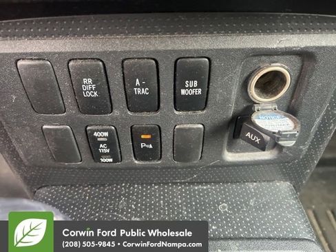Used 2007 Toyota FJ Cruiser 4WD image 15
