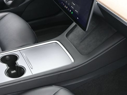 Used 2023 Tesla Model 3 Standard Range RWD image 25