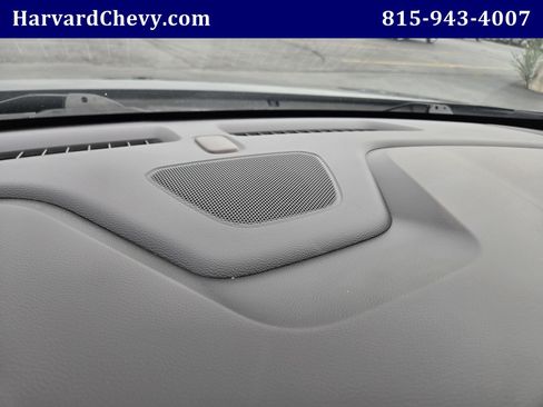 Used 2023 Chevrolet Traverse Premier AWD/4WD image 7