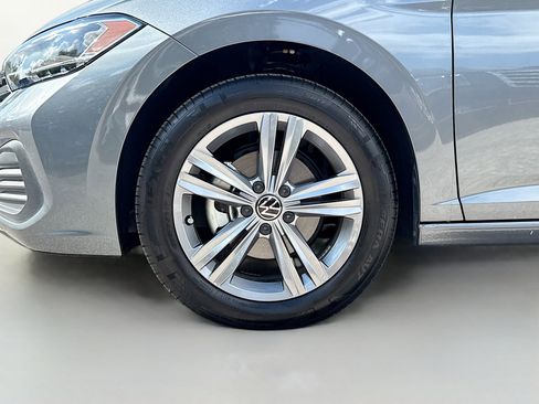 Used 2023 Volkswagen Jetta SE FWD image 38