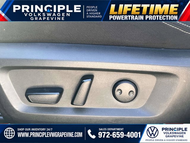 Used 2024 Nissan Rogue SV FWD image 14