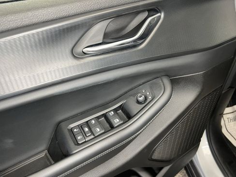 Used 2024 Jeep Grand Cherokee L Laredo image 17