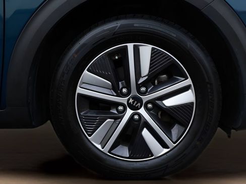 Used 2020 Kia Niro EX Premium FWD image 42