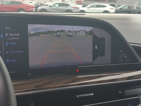 Certified 2023 Cadillac Escalade Premium Luxury Platinum AWD/4WD image 14