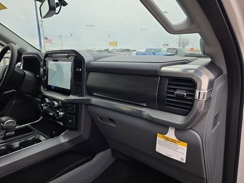 New 2025 Ford F150 Lariat w/ Equipment Group 501A Mid image 33
