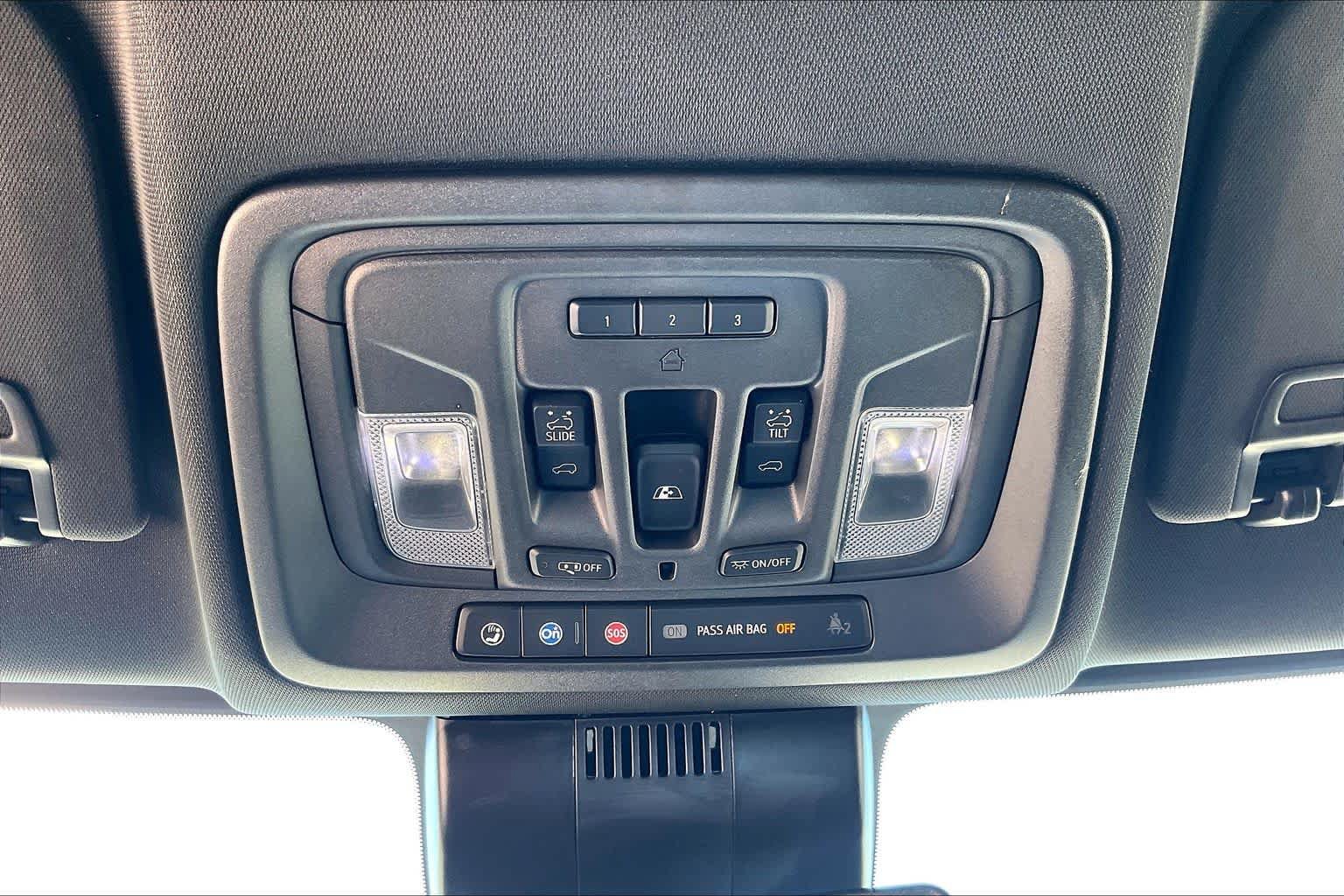 Used 2023 GMC Sierra 1500 AT4 w/ AT4 Premium Package AWD/4WD image 34