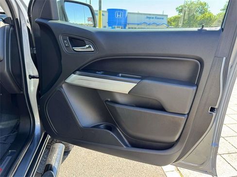 Used 2022 Chevrolet Colorado ZR2 image 6