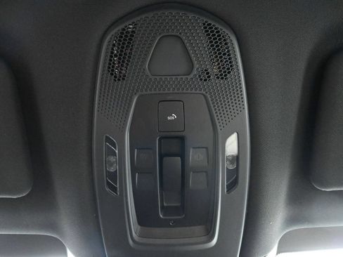 Used 2026 Porsche Panamera image 24