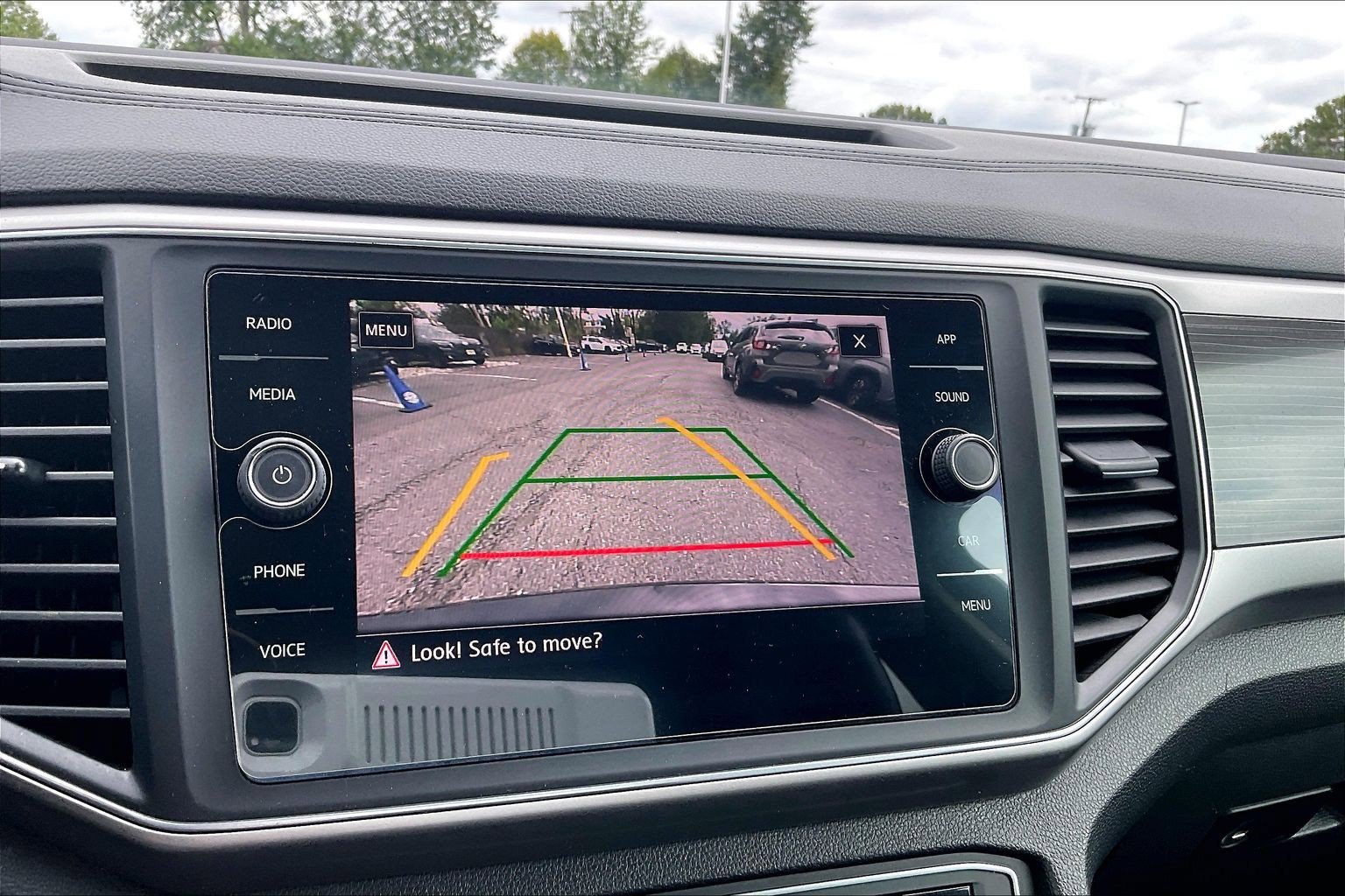 Used 2019 Volkswagen Atlas SE w/ Panoramic Sunroof Package AWD/4WD image 29