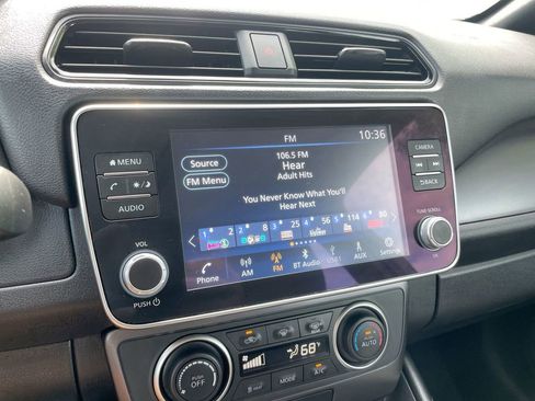 Used 2025 Nissan Leaf S image 26