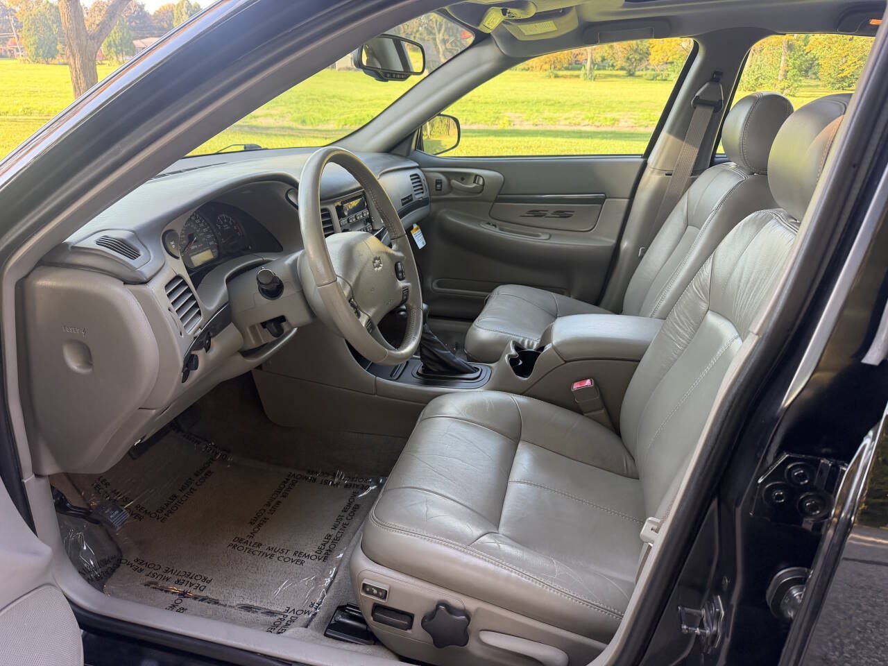Used 2004 Chevrolet Impala SS w/ Preferred Equipment Group FWD image 9