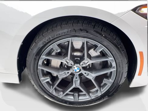 Used 2025 BMW 330i Sedan w/ Convenience Package RWD image 14