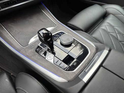 Used 2023 BMW X5 xDrive40i w/ Premium Package image 30