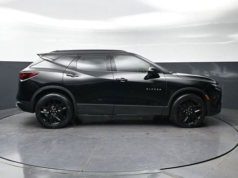 Used 2023 Chevrolet Blazer LT w/ Sound & Technology Package FWD image 4