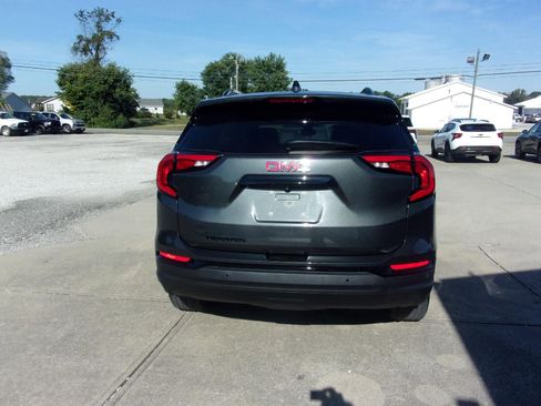 Used 2021 GMC Terrain SLT w/ Elevation Edition FWD image 8
