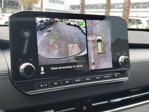 New 2025 Mitsubishi Outlander SE image 25