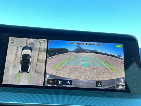 New 2026 Nissan Murano SL image 9